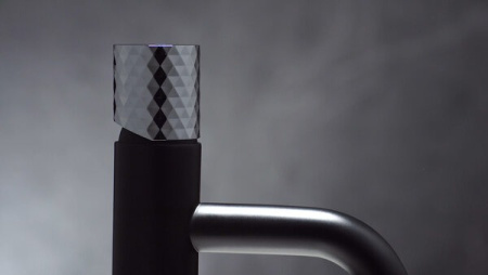 Смеситель Boheme Stick 122-BCR для раковины высокий, черный, (black diamond chrome)